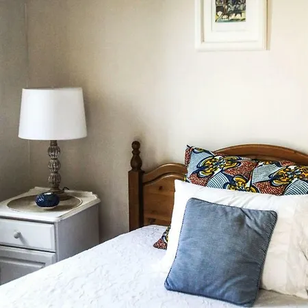 Bougainvillea Bed and Breakfast